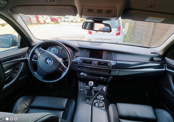 BMW Seria 5 cena 42500 przebieg: 198000, rok produkcji 2013 z Środa Wielkopolska małe 56